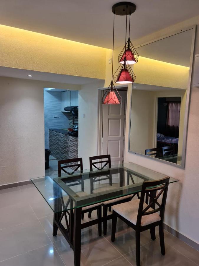 Sri Sayang Home Stay George Town Exteriér fotografie